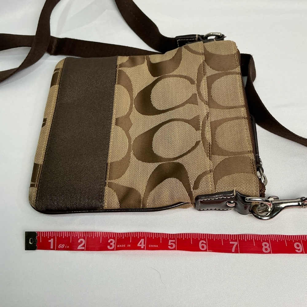 Coach Signature Swingpack Crossbody Bag Brown Khaki Canvas - Picture 15 of 15